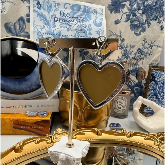 🆕 MARC JACOBS 🧿 NWOT Silver Crystal Double Heart Earrings - Picture 10 of 15